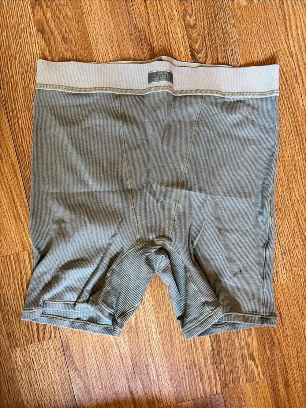 Skims women’s boxer shorts Light Green Size M